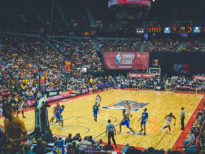 人人体育直播-火箭队对阵黄蜂队的比赛直播信息及赛事前瞻