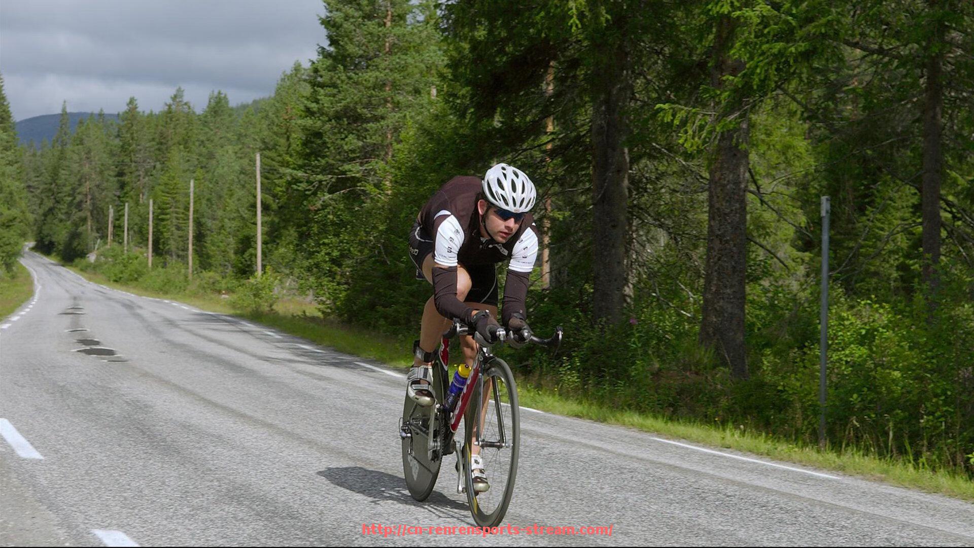 人人体育直播-世俱杯球队装备材料选择标准及性能测试方法